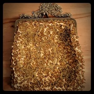 Vintage gold beaded purse with clasp